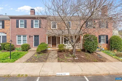 940 Huntwood Lane Charlottesville VA 22901