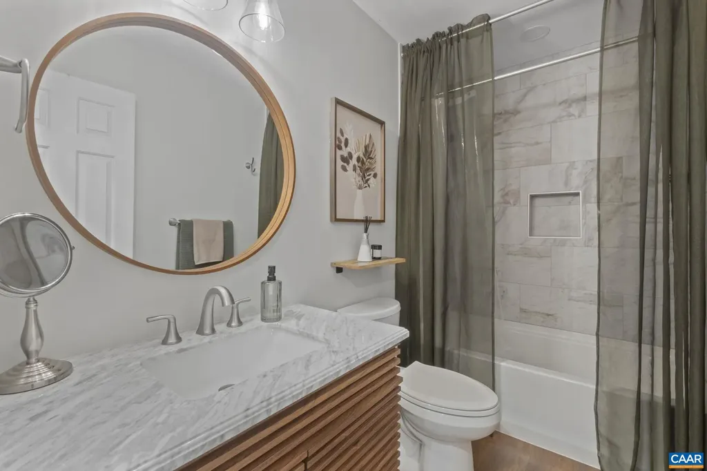 217 Jefferson Drive Palmyra VA 22963