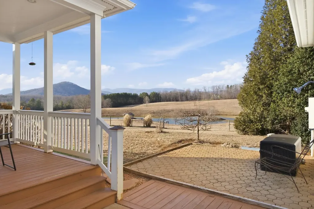 436 Chimney Rock Road Earlysville VA 22936