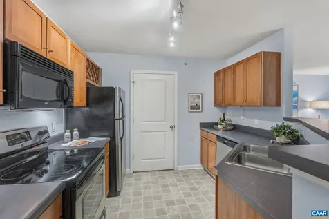 720 Walker Square Charlottesville VA 22903