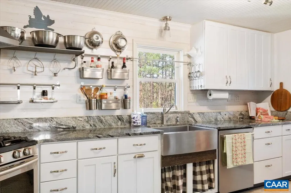 1196 Allen Farm Lane Earlysville VA 22936