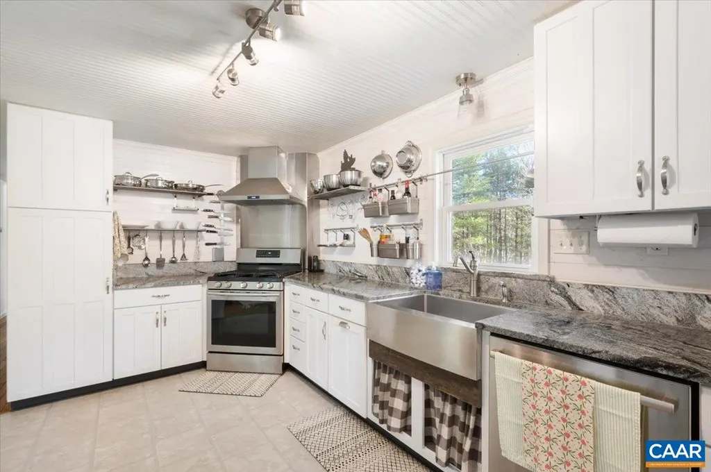 1196 Allen Farm Lane Earlysville VA 22936