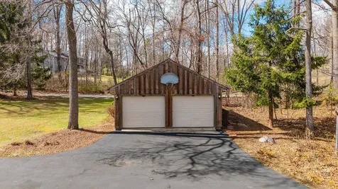 773 Ladd Road Fishersville VA 22939