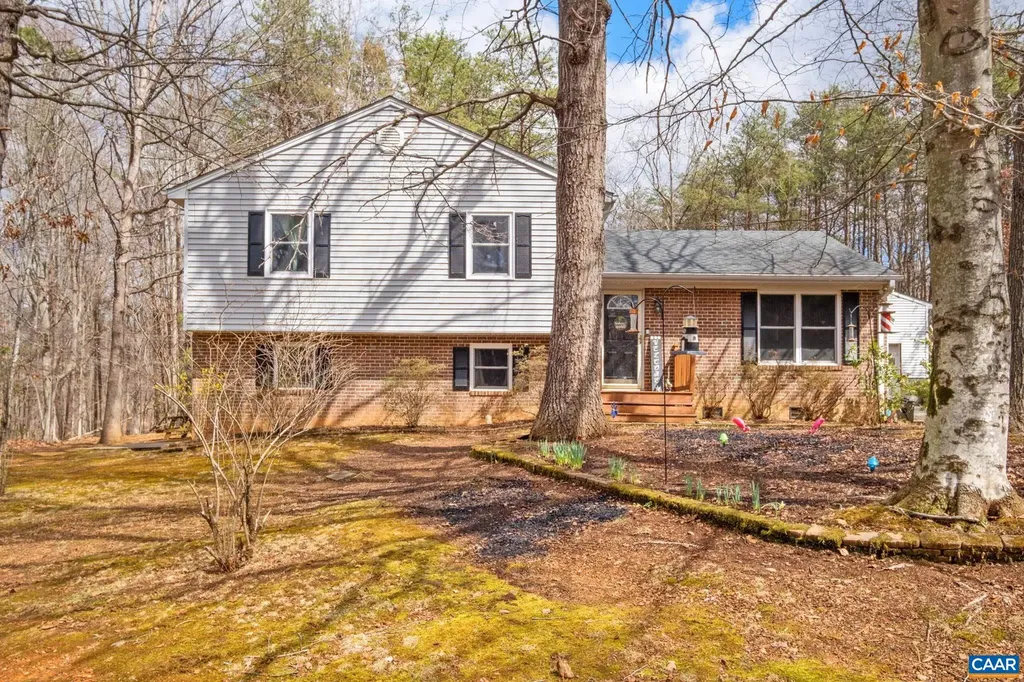 3319 Angus Road Barboursville VA 22923