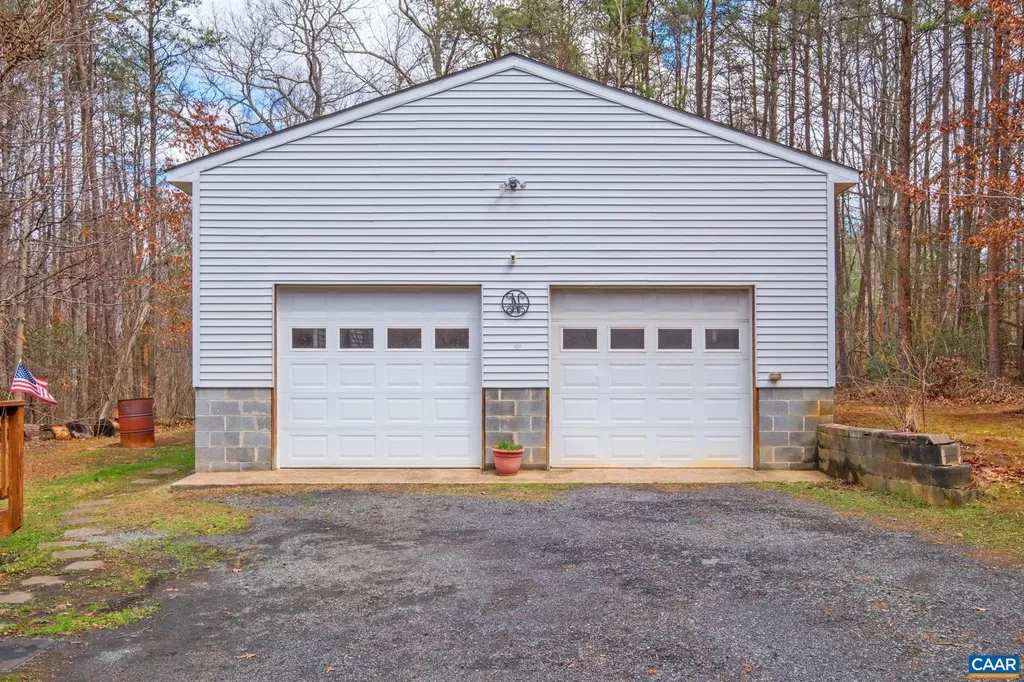 3319 Angus Road Barboursville VA 22923