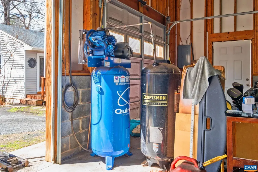 3319 Angus Road Barboursville VA 22923