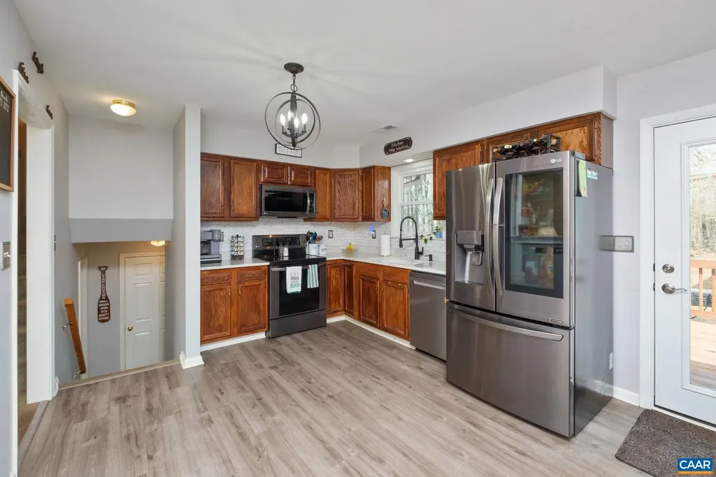 3319 Angus Road Barboursville VA 22923