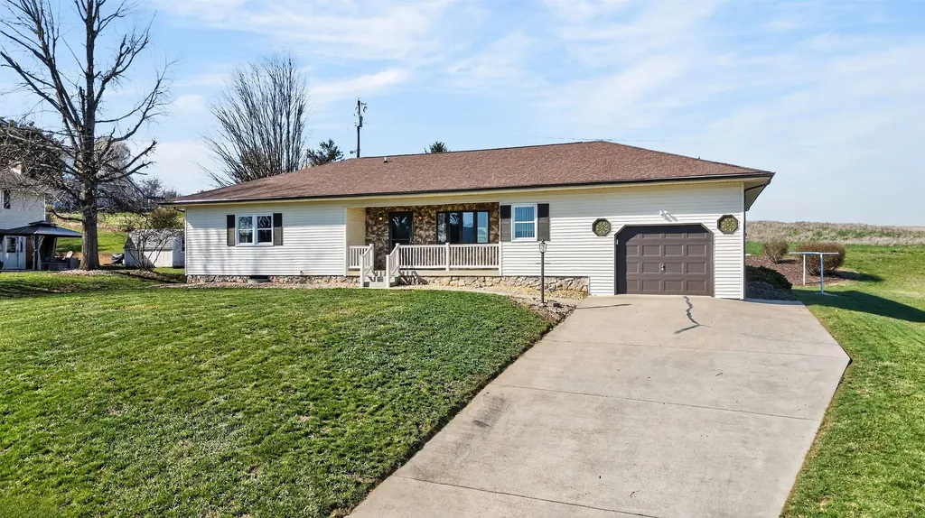 36 Skyline Avenue Stuarts Draft VA 24477