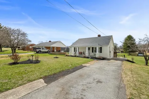 151 Stuart Avenue Stuarts Draft VA 24477