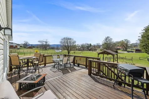 151 Stuart Avenue Stuarts Draft VA 24477