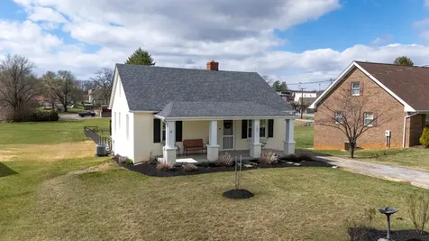 151 Stuart Avenue Stuarts Draft VA 24477