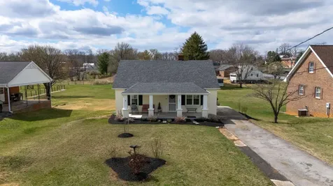 151 Stuart Avenue Stuarts Draft VA 24477