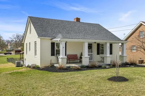 151 Stuart Avenue Stuarts Draft VA 24477