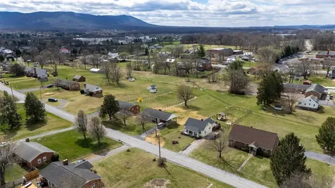 151 Stuart Avenue Stuarts Draft VA 24477