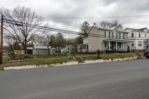 309 Virginia Avenue Shenandoah VA 22849