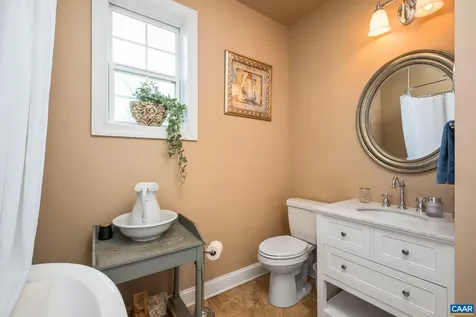 612 London Court Ruckersville VA 22968