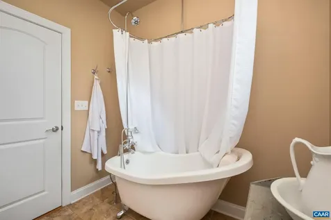 612 London Court Ruckersville VA 22968
