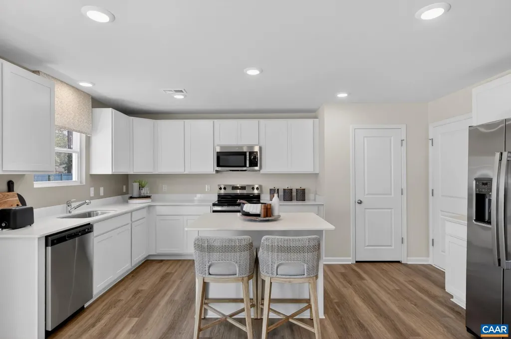 387 Horse Path Drive Charlottesville VA 22923