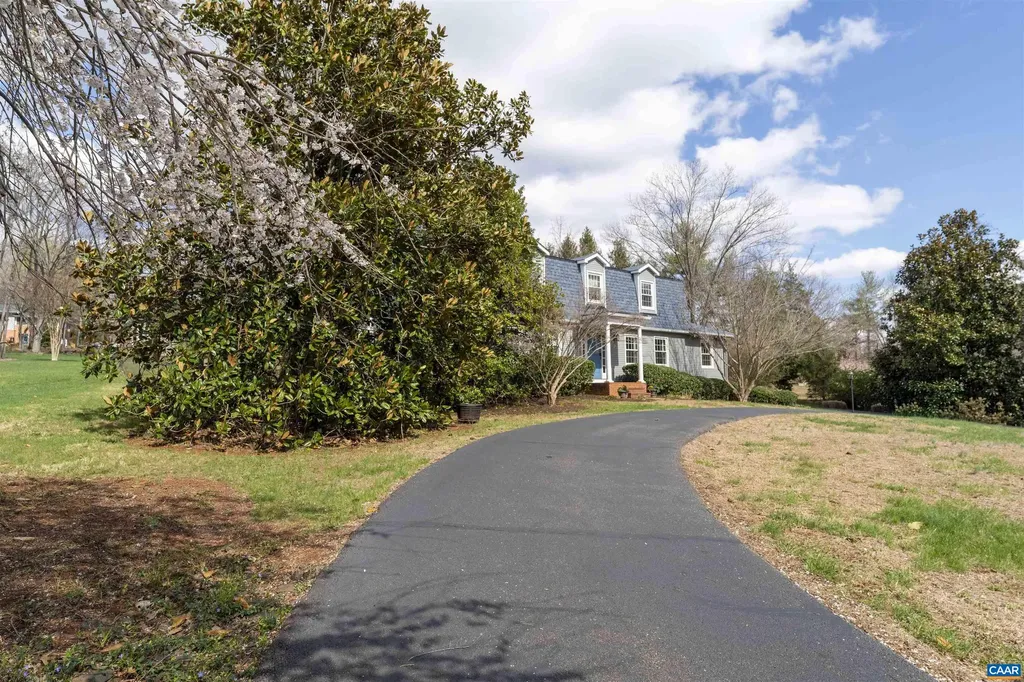 2750 Leeds Lane Charlottesville VA 22903