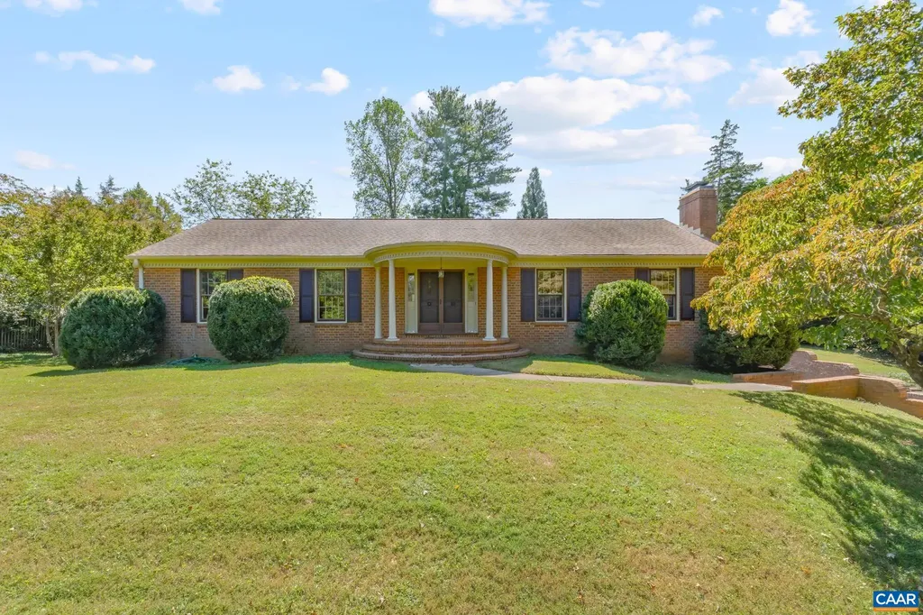 311 Gloucester Road Charlottesville VA 22901