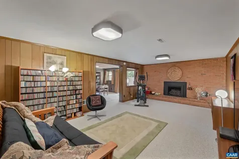 311 Gloucester Road Charlottesville VA 22901