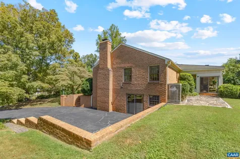 311 Gloucester Road Charlottesville VA 22901