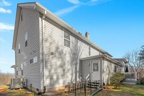 209 Park Ridge Court Front Royal VA 22630