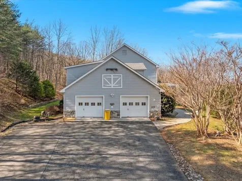 209 Park Ridge Court Front Royal VA 22630