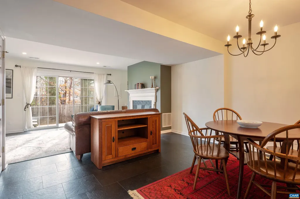 1614 Garden Court Charlottesville VA 22901