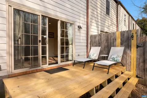 1614 Garden Court Charlottesville VA 22901