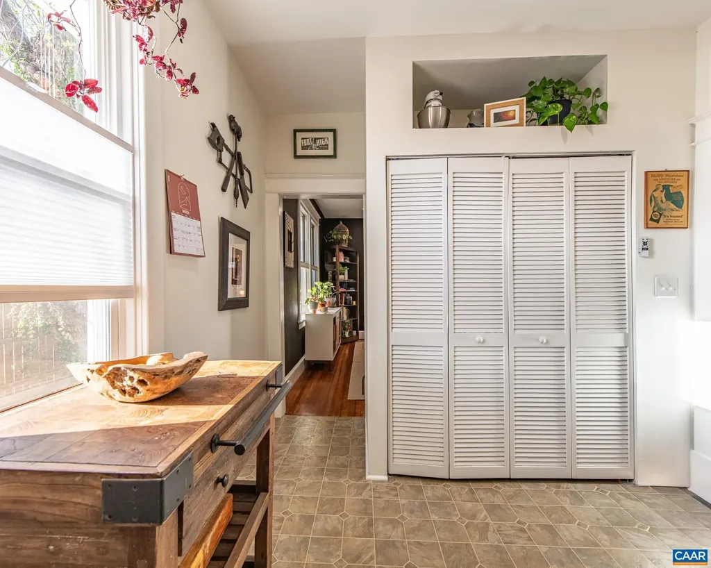 817 Henry Avenue Charlottesville VA 22903