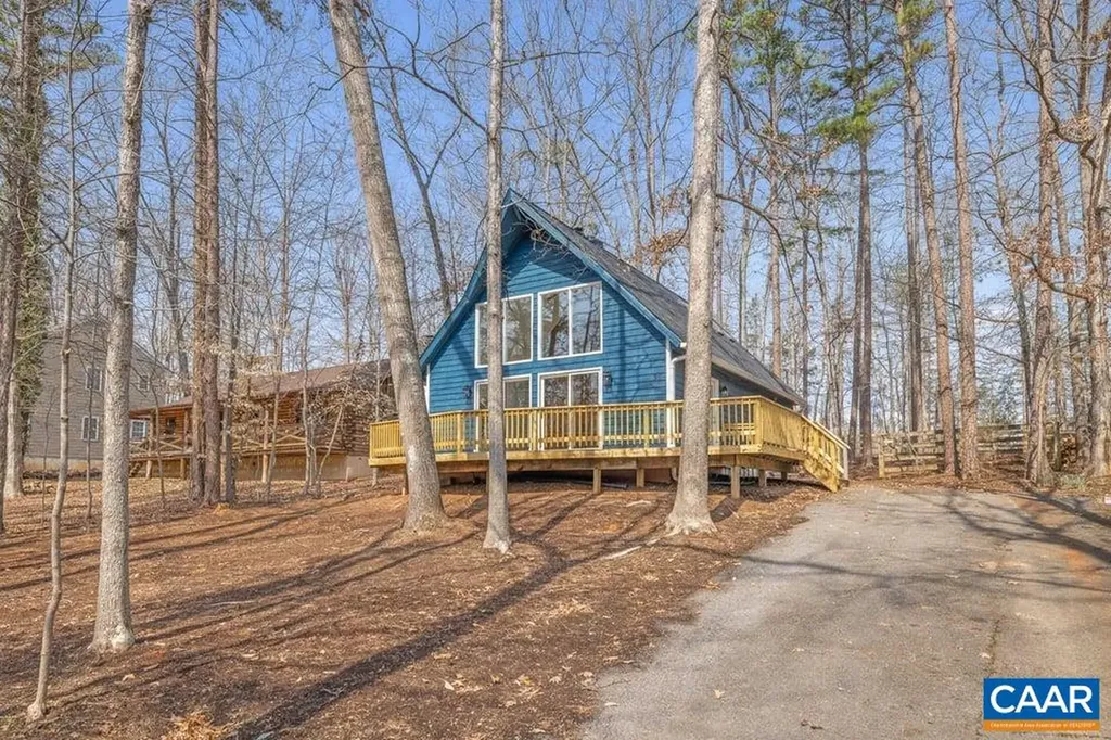 835 Jefferson Drive Palmyra VA 22963