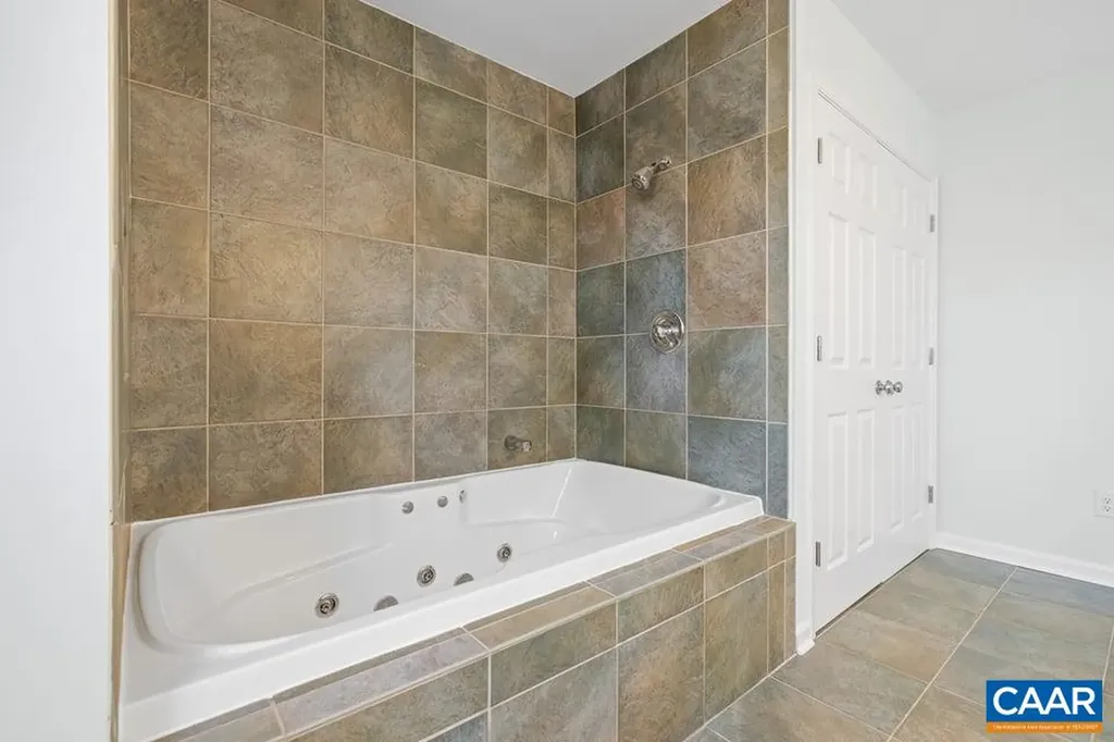 835 Jefferson Drive Palmyra VA 22963