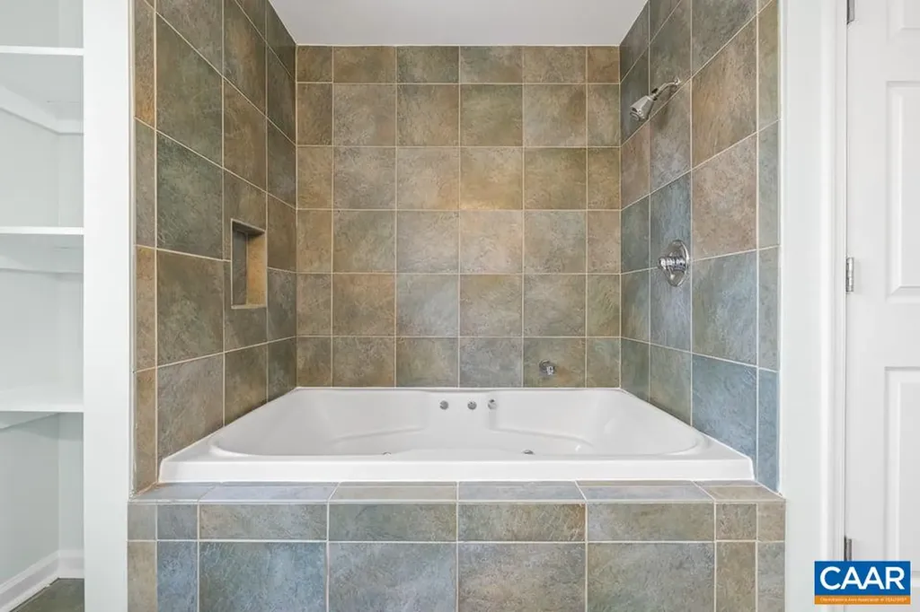 835 Jefferson Drive Palmyra VA 22963