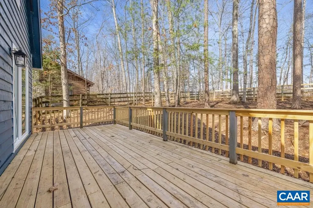 835 Jefferson Drive Palmyra VA 22963