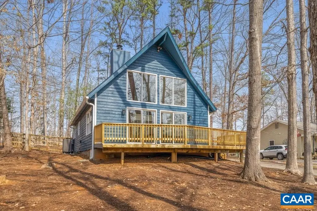835 Jefferson Drive Palmyra VA 22963