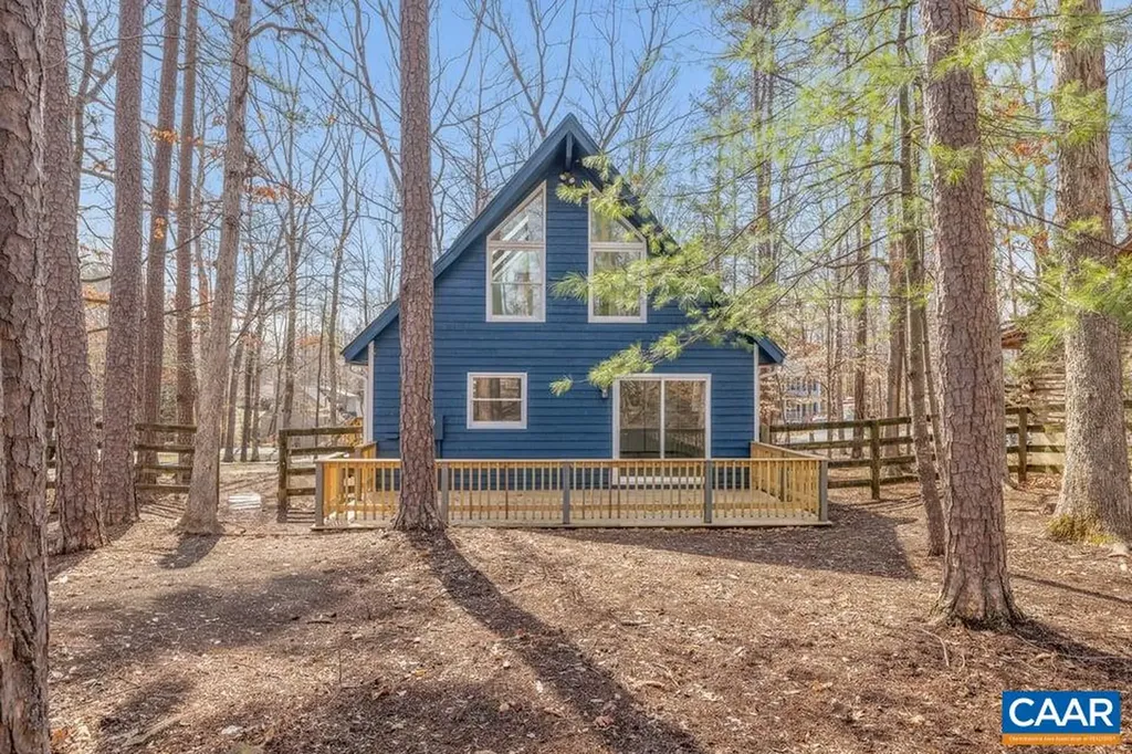 835 Jefferson Drive Palmyra VA 22963