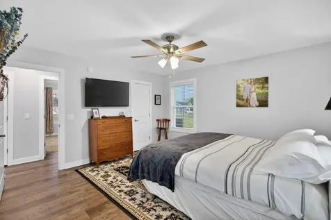 106 16th Street Grottoes VA 24441