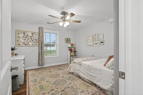106 16th Street Grottoes VA 24441