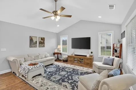 106 16TH Street Grottoes VA 24441