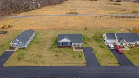 106 16th Street Grottoes VA 24441