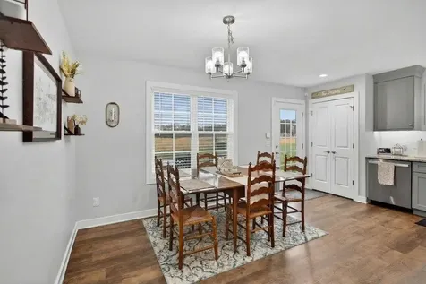 106 16th Street Grottoes VA 24441