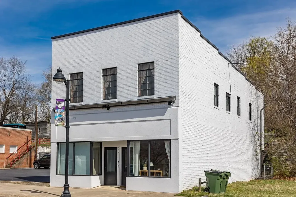 442 First Street Shenandoah VA 22849