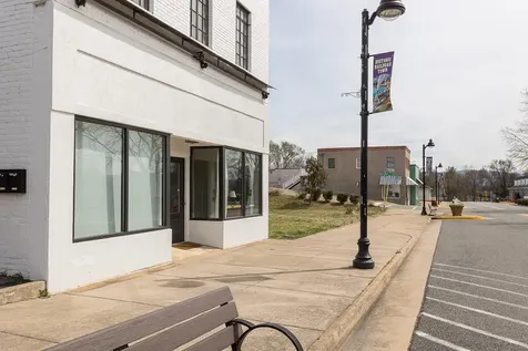 442 First Street Shenandoah VA 22849