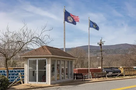 442 First Street Shenandoah VA 22849