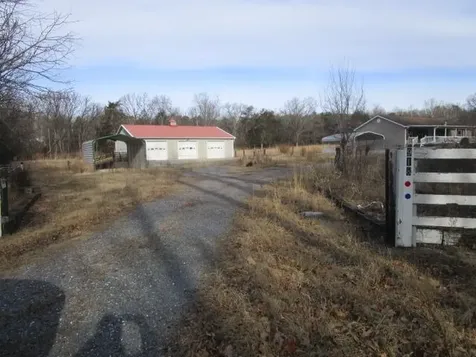 918 Fleeburg Loop Shenandoah VA 22849