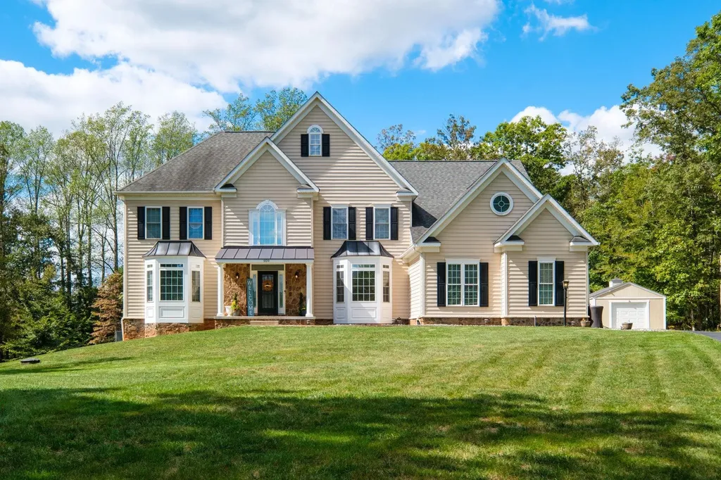 909 Hancock Drive Ruckersville VA 22968