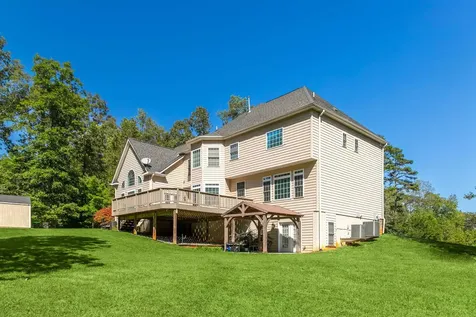 909 Hancock Drive Ruckersville VA 22968