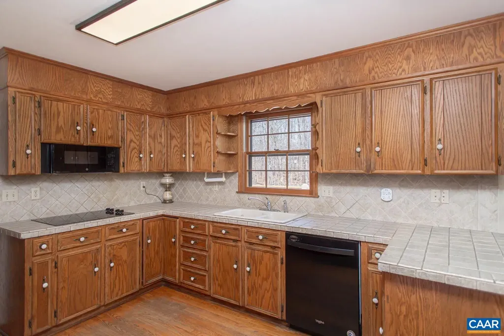 750 Lochridge Lane Earlysville VA 22936