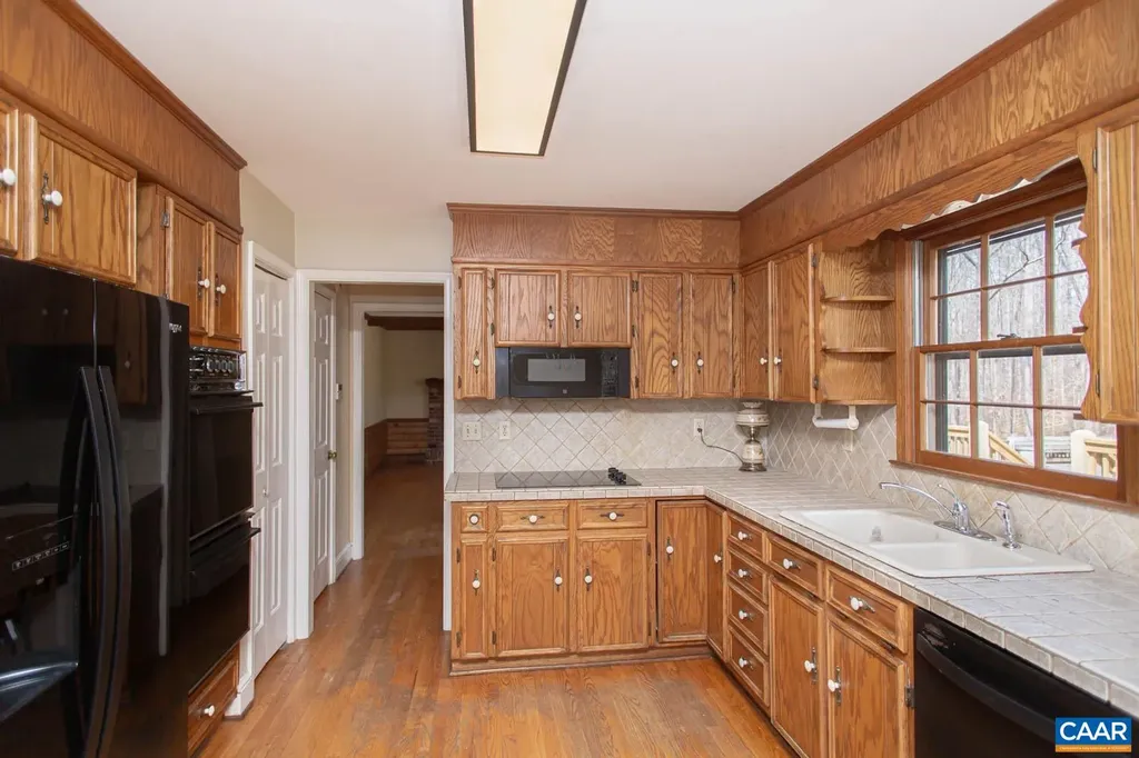 750 Lochridge Lane Earlysville VA 22936
